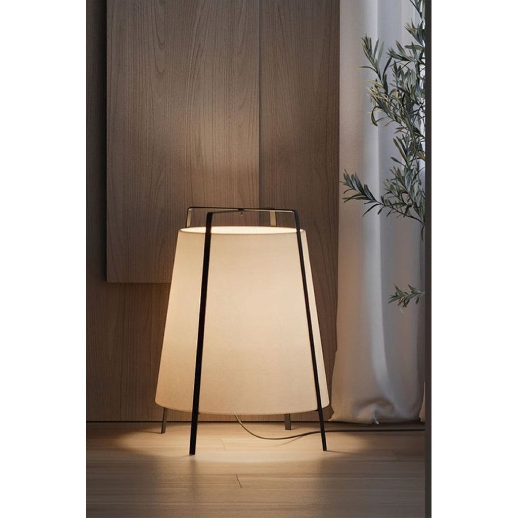 Off-white metal and linen table lamp - 20×25×30 cm