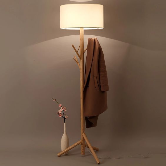 Beech wood and beige linen floor lamp - 40×40×150 cm