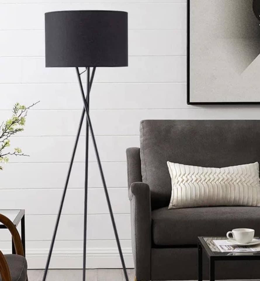 Iron floor lamp with black linen - 40×40×150 cm