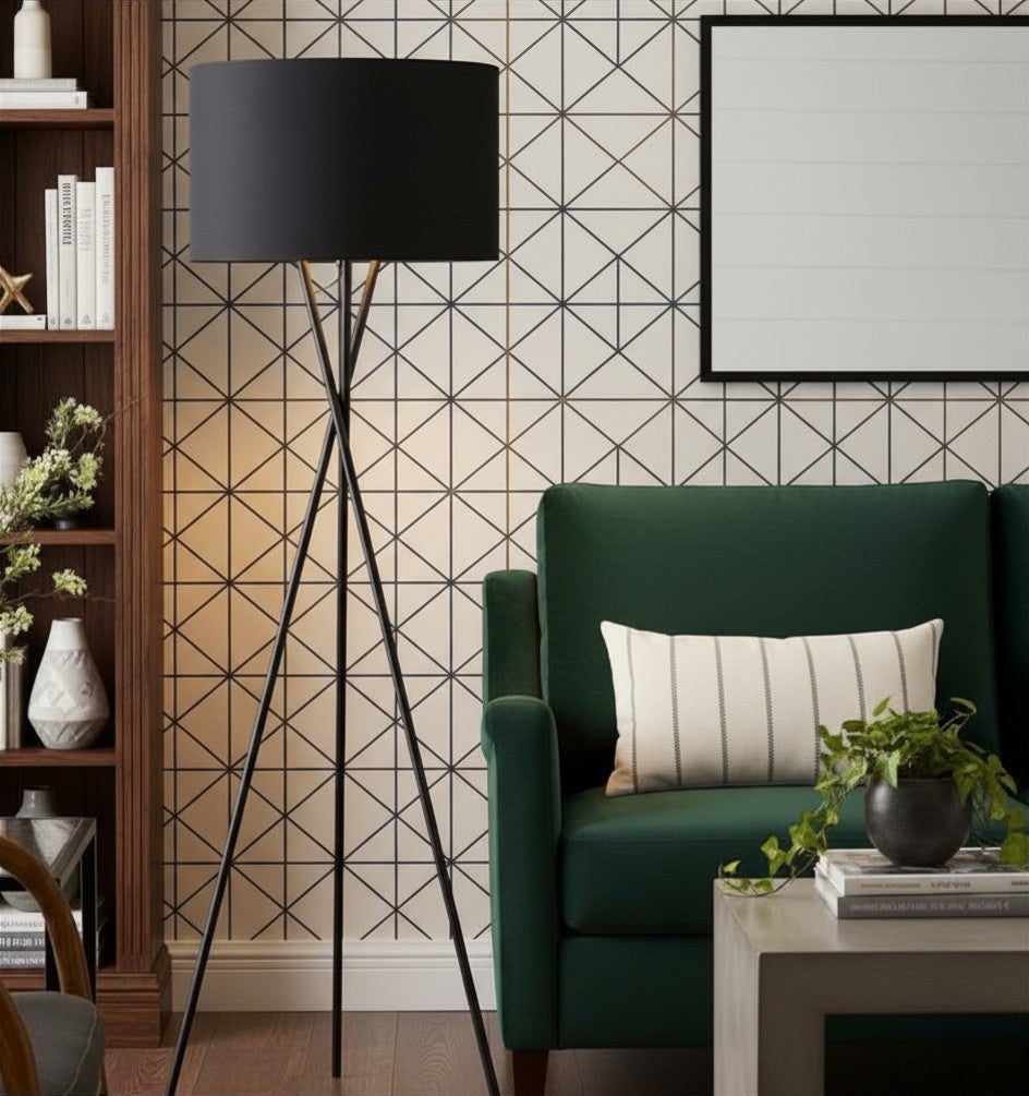 Iron floor lamp with black linen - 40×40×150 cm