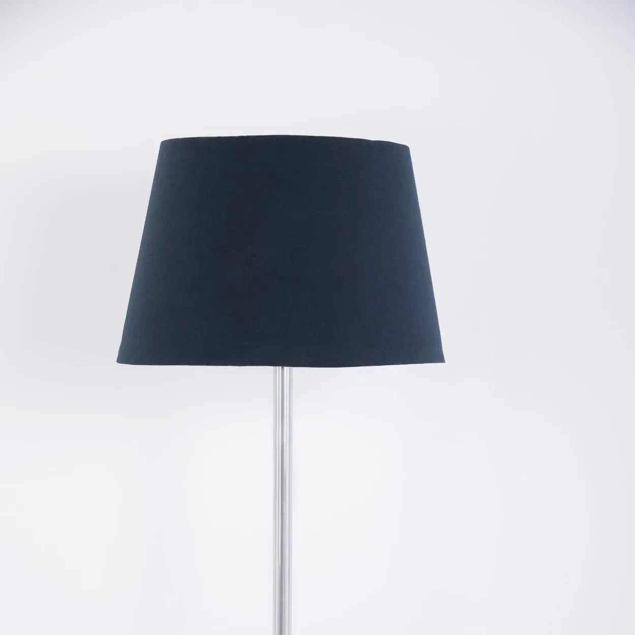 مصباح أرضي عصري، المقاس: 150 سم × 40 سم