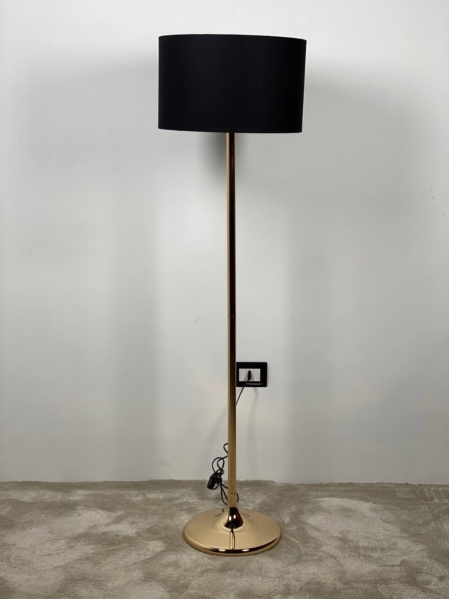 Modern Floor Lamp  Size: 150cm × 40 cm