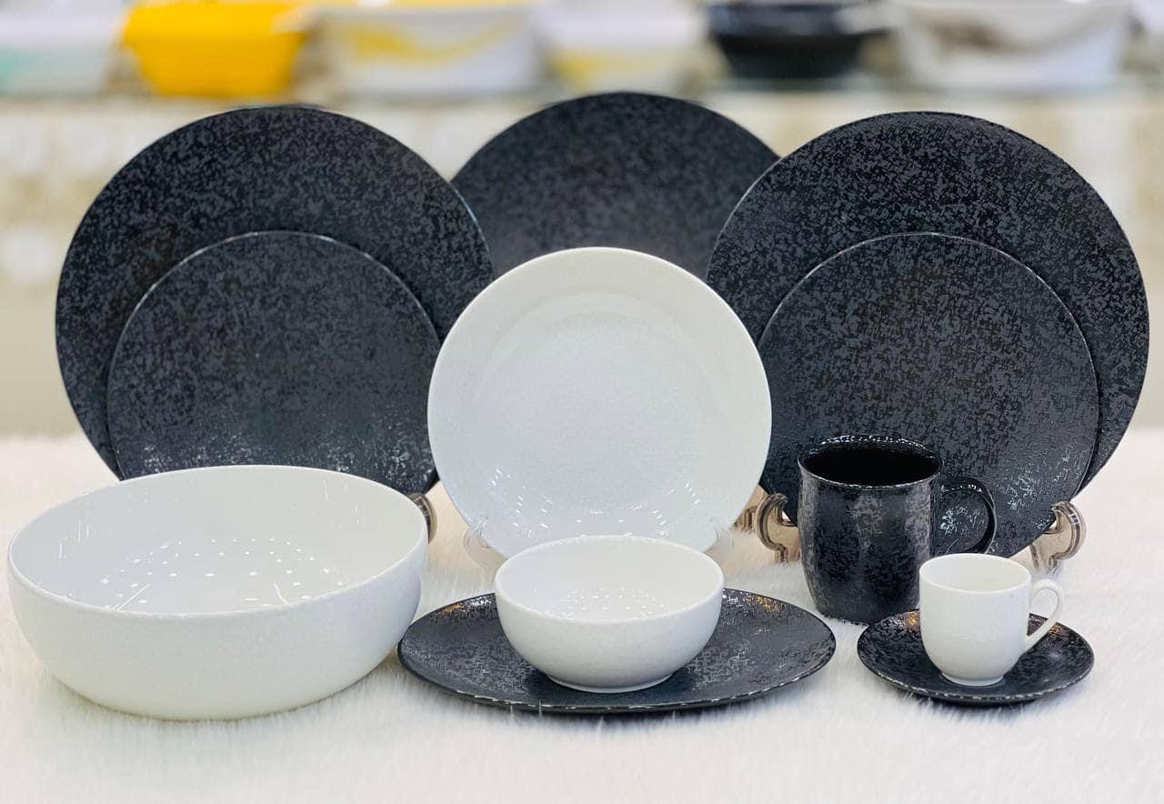 Carolina 46-piece dinner set