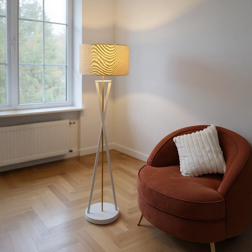 مصباح أرضي من الحديد الأبيض بلون ذهبي وغطاء بيج - 40 × 150 سم